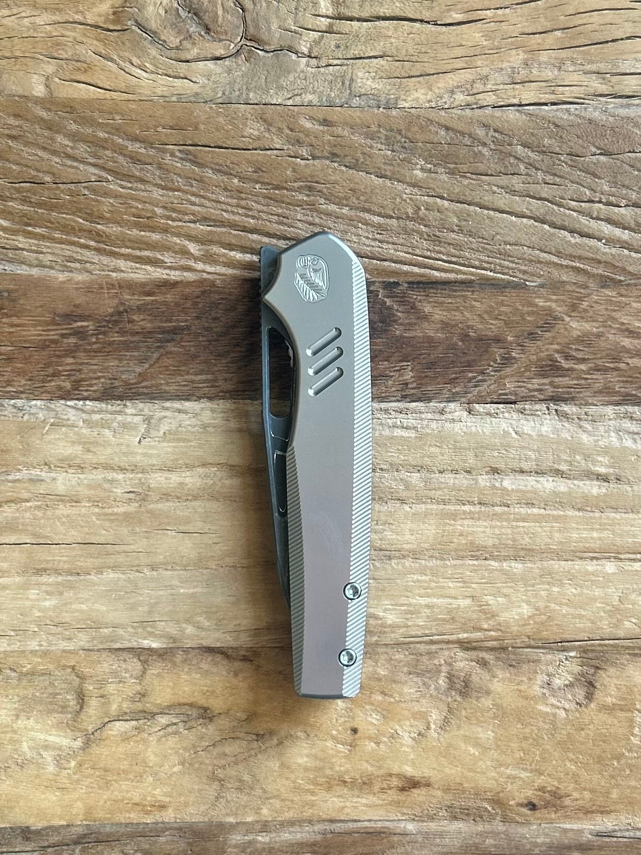 CIVIVI GUILE SCALES AND PIVOT - TITANIUM